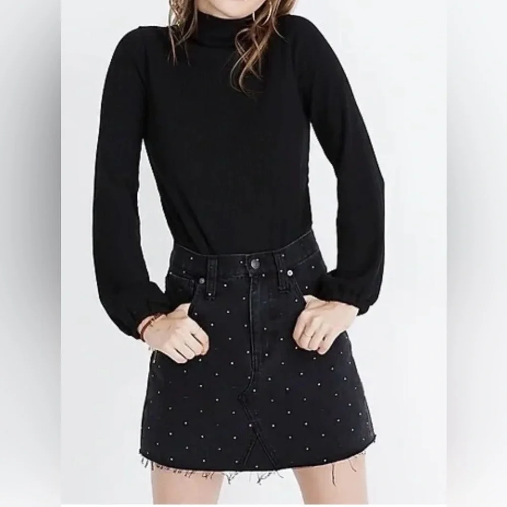 Madewell Black Denim Mini Skirt with Silver Material Dots size 31